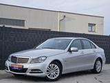 Mercedes-Benz C 200 CDI Lim. Elegance Automatik  Bi-Xen PTS - Mercedes-Benz C 200: Elegance