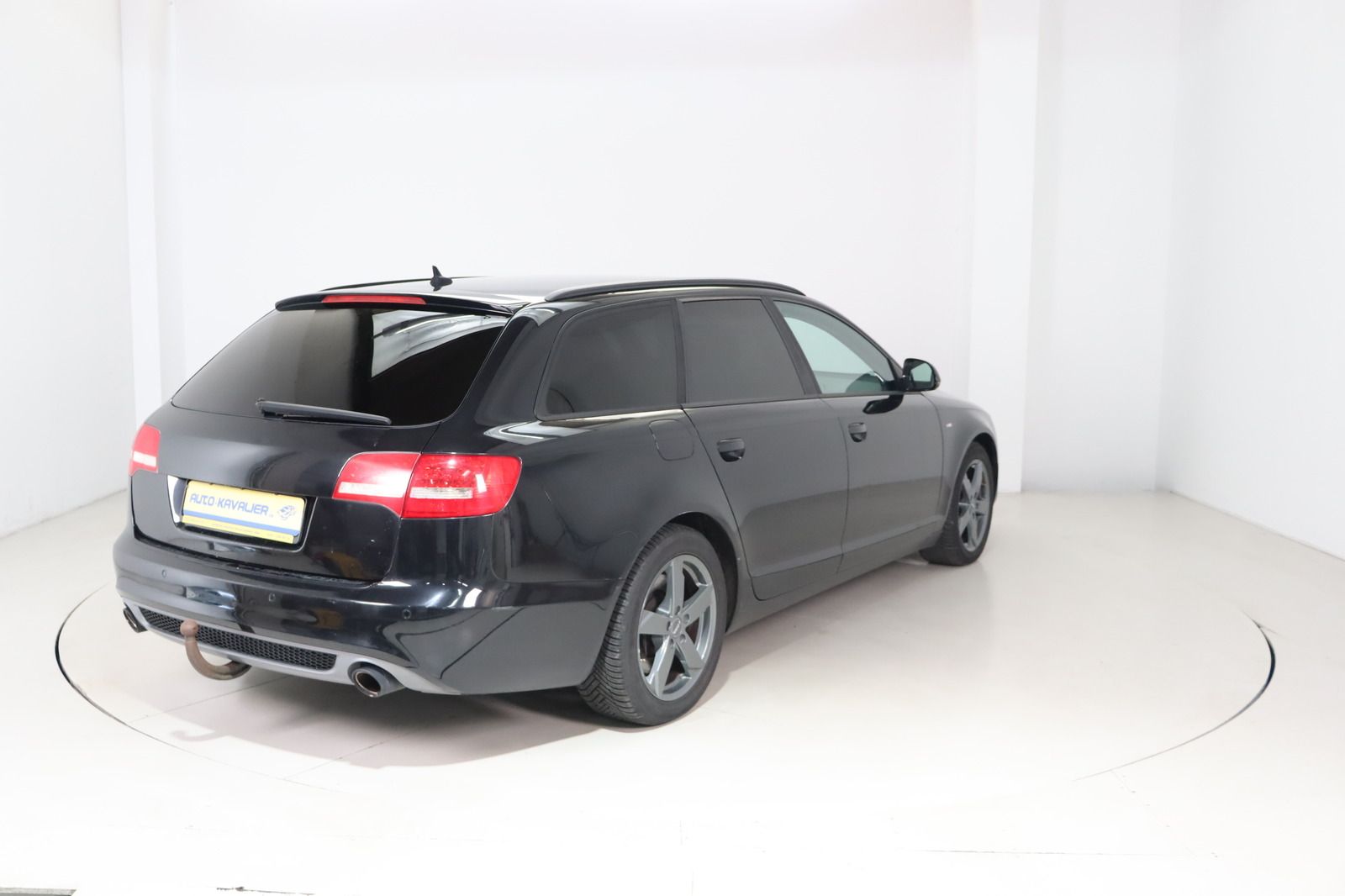 Fahrzeugabbildung Audi A6 3.0 TDI quattro Avant S-line * Navi * Memory