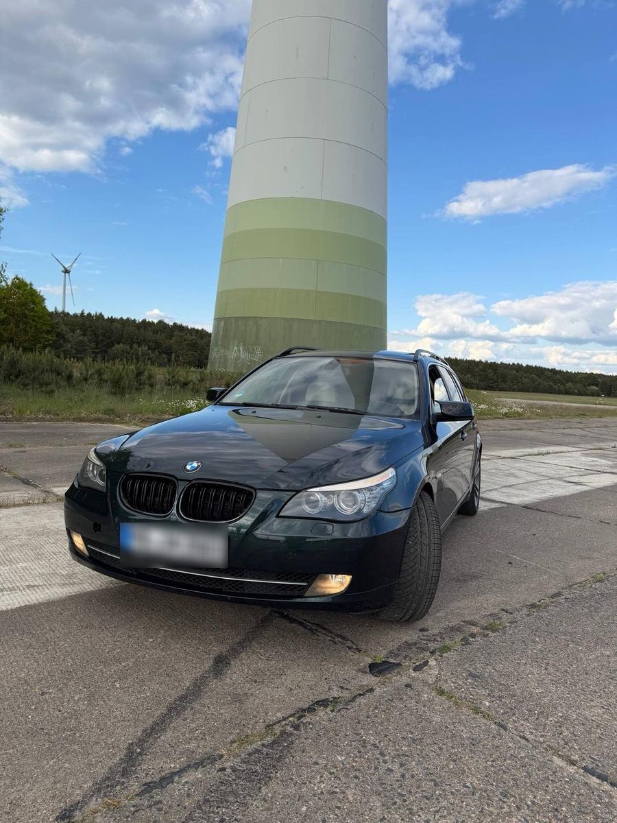 BMW 523