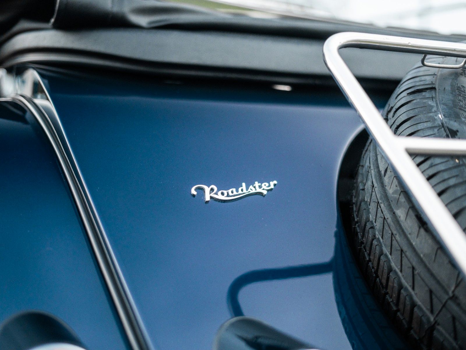 Fahrzeugabbildung Morgan Roadster 3,7 L V6 *1 Hand* + Sonderlack +