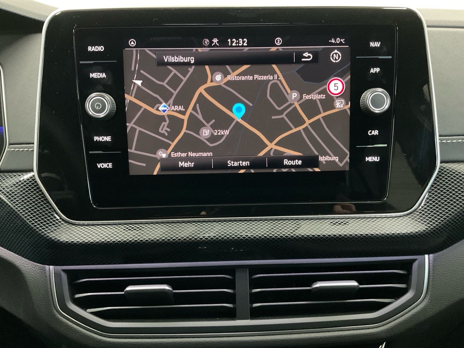 Volkswagen T-Cross - Bild 12