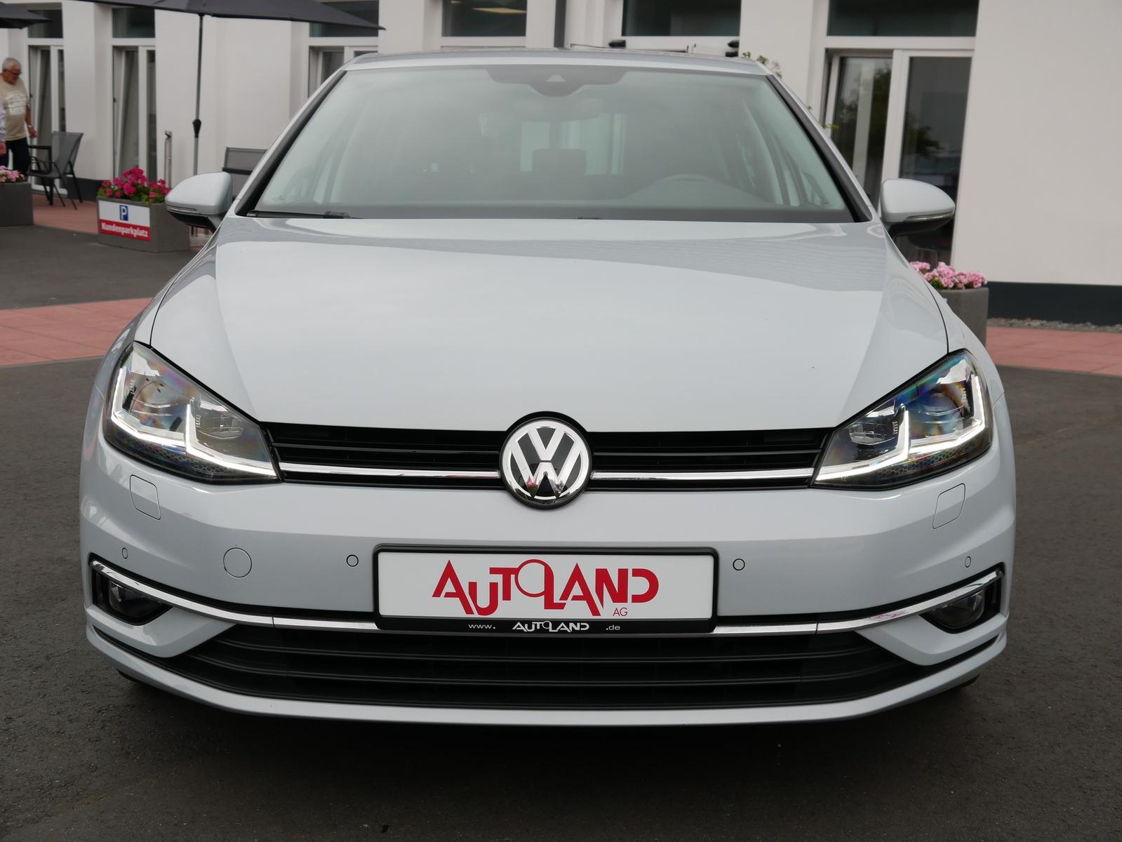 Volkswagen Golf VII 1.5 TSI Highline AHK LED Standheizung