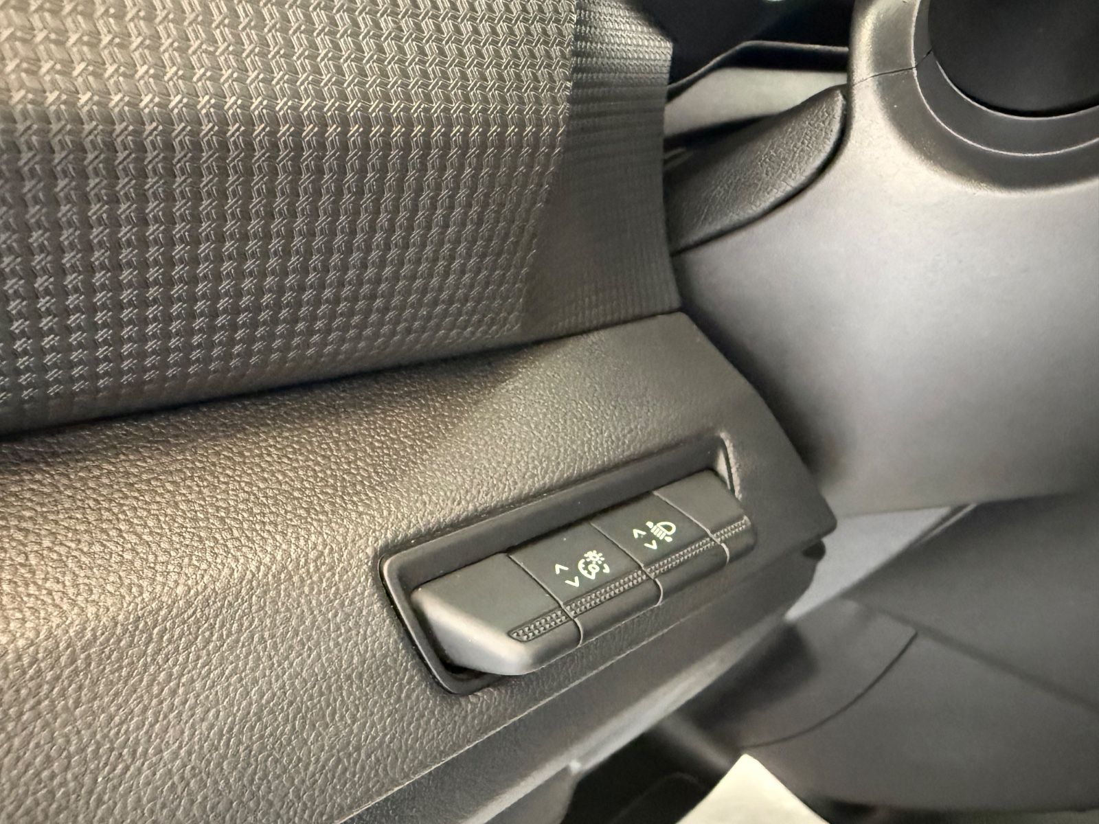 Fahrzeugabbildung Nissan Primastar Kastenwagen L1H1 3,0t N-Connecta