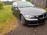 BMW Bmw 318d e91 - BMW 318 aus 2007: 318d
