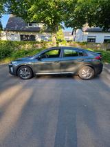 Hyundai IONIQ 1.6l GDi PLUG-IN HYBRID Trend, TÜV neu - Hyundai IONIQ Trend mit Hybrid-Antrieb (Benzin/Elektro)