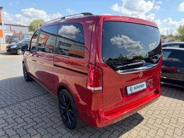Mercedes V 220 - 9