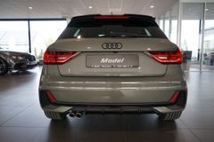 AUDI A1 Sportback 40 TFSI | 2x S line | SONOS | 18" AUDI A1 Sportback 40 TFSI | 2x S line | SONOS | 18"