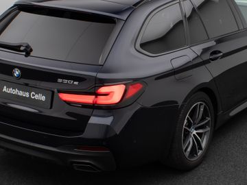 Fahrzeugabbildung BMW 530e M Sport Panorama360°Laser HUD DAB HiFi AHK