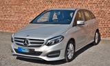 Mercedes-Benz B 180 LED NAVIGATION TEMPOMAT PARK ASSISTENT ALU - Mercedes-Benz B 180 aus 2018