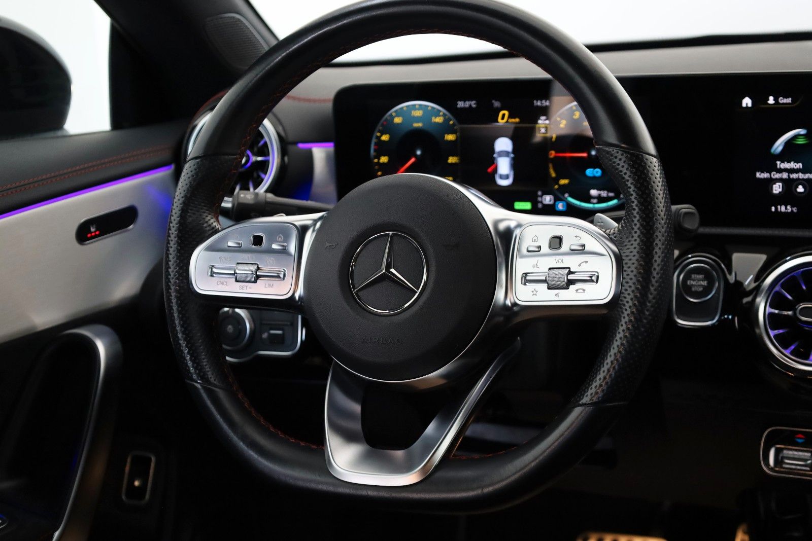 Fahrzeugabbildung Mercedes-Benz CLA 250 e Coupe, AMG line,Navi,LED,SH,Kamera