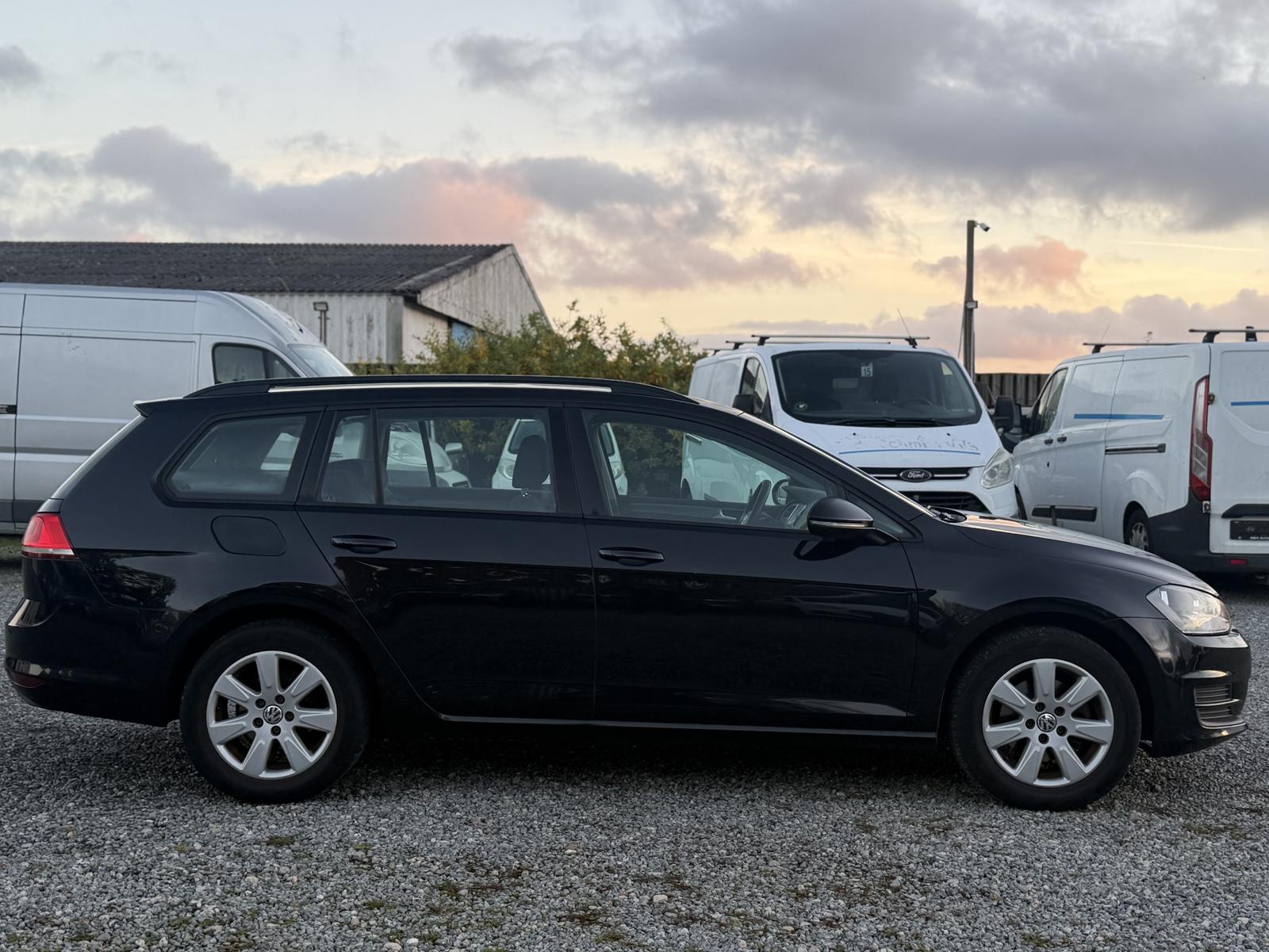 Volkswagen Golf 2015 — engine 1.598 cm³, 110 HP (81kW)