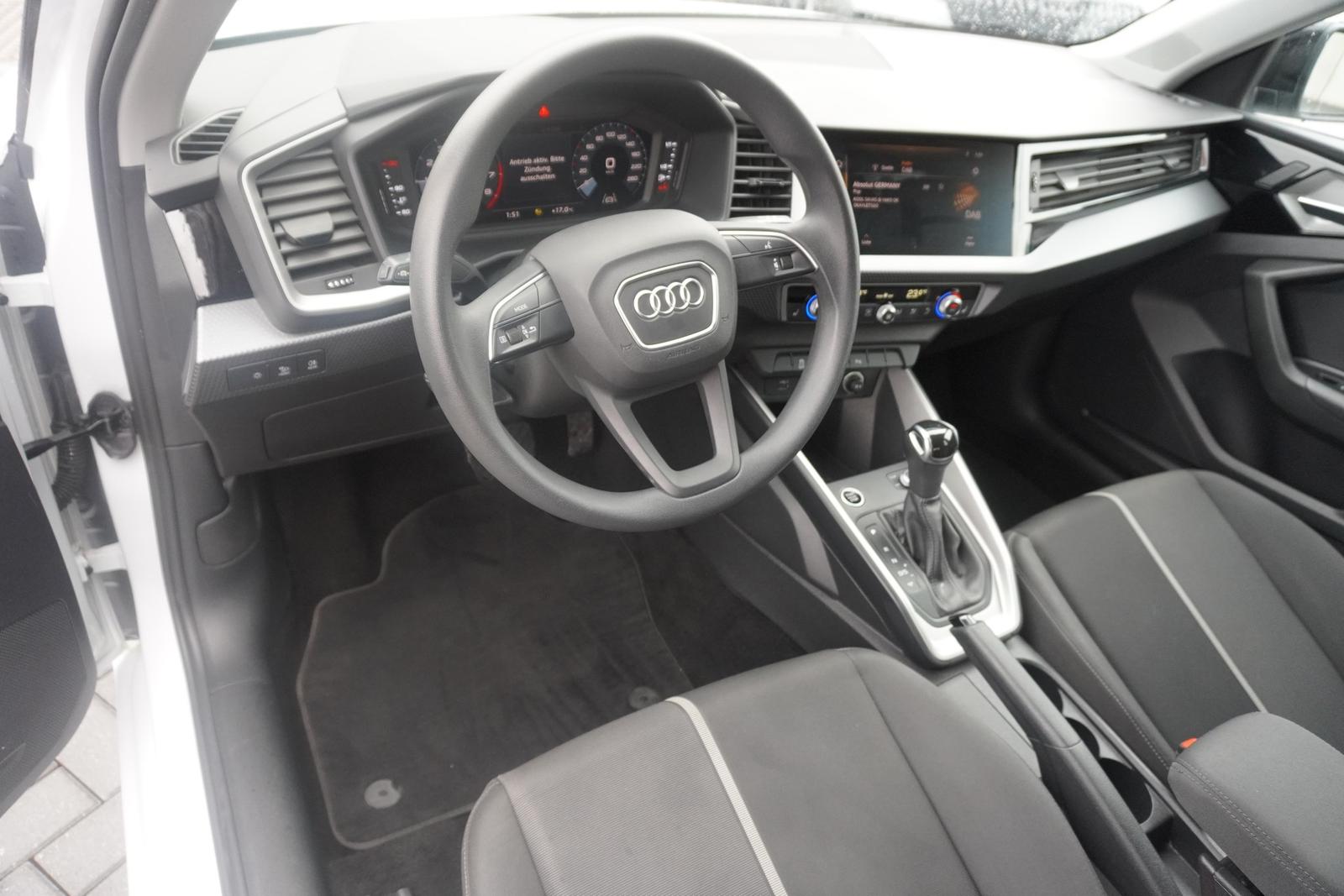 Audi A1 Sportback 30 TFSI s-tronic LED Sitzheizung, миниатюра 7