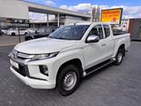 Mitsubishi L200 Basis Club Cab 4WD/Klima/AHK - weiße Mitsubishi L200