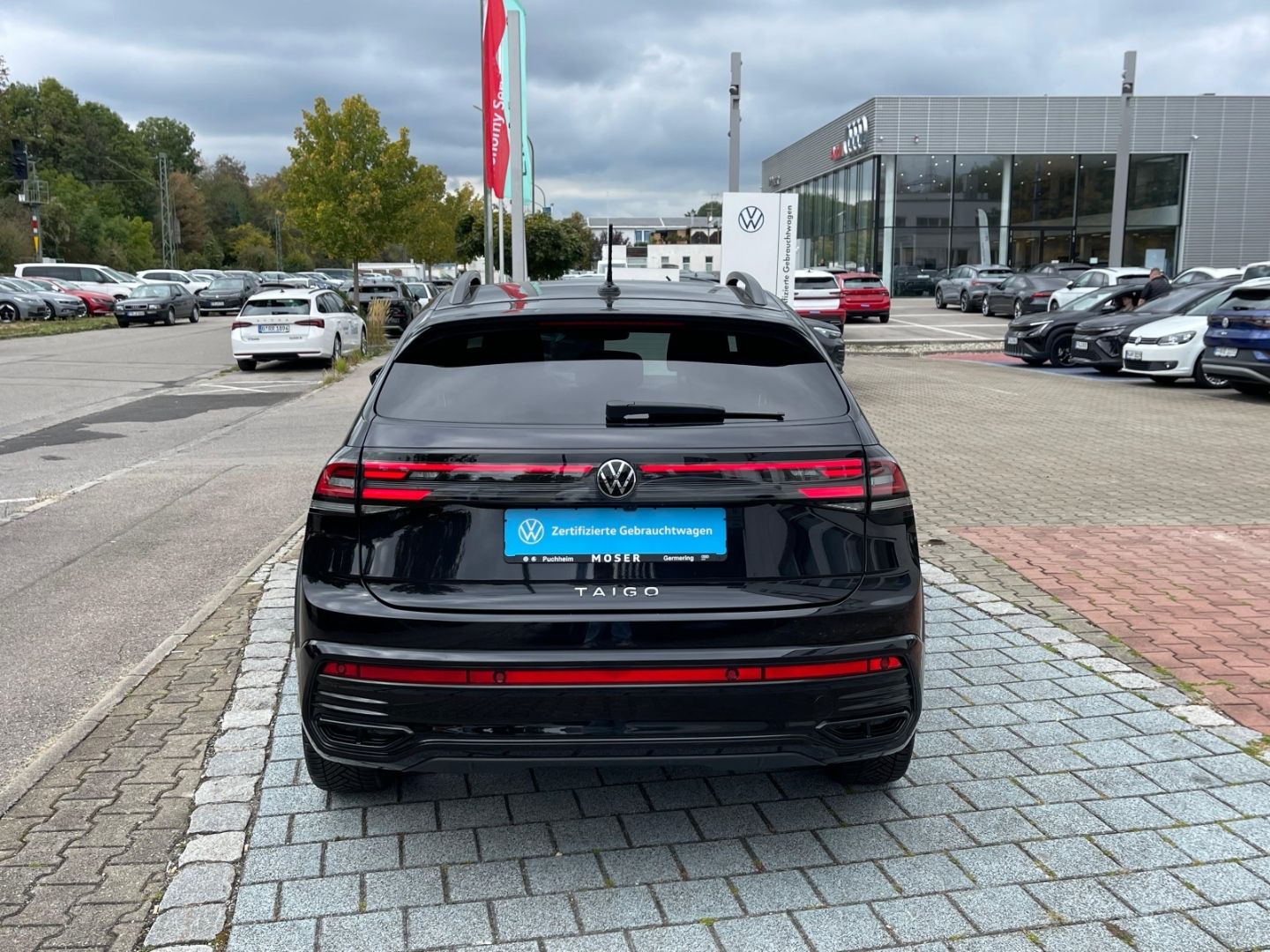 Taigo 1.0TSI DSG R-Line - NAV*IQ*BLACK*KAMERA*1H