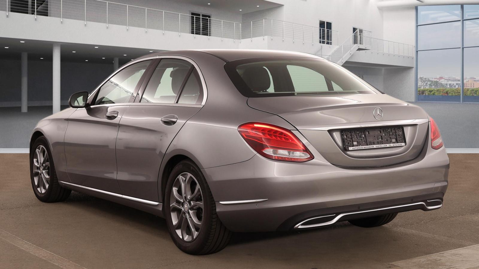 Mercedes-Benz C 180 CGI Limousine Tempomat Navi Park-Assistent