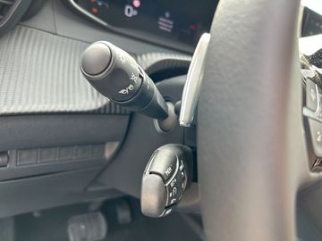 Peugeot 208 1.2 110 Allure KeyLess+LED+SHZ+LM+PDC+SpurH