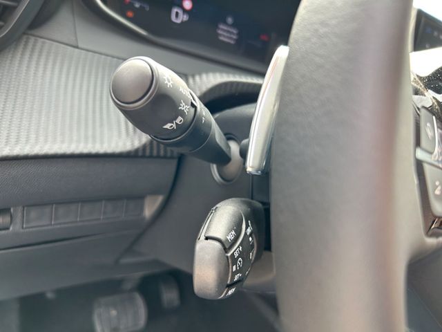Peugeot 208 1.2 110 Allure KeyLess+LED+SHZ+LM+PDC+SpurH