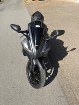 Yamaha YZF R 125 - YAMAHA 2009 YZF R125