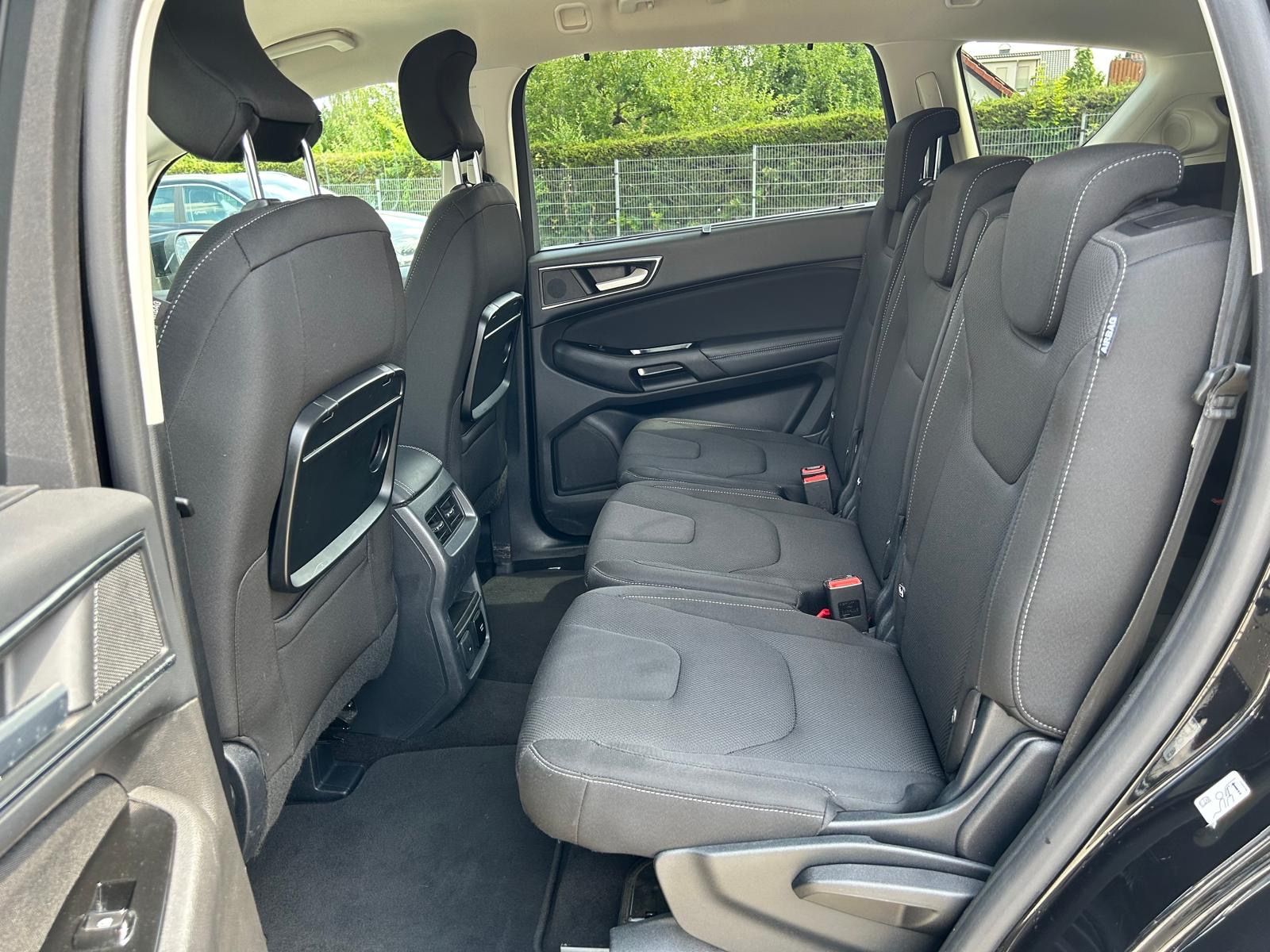 Fahrzeugabbildung Ford S-Max Titanium°7 Sitzer°Automatik°AHK°Kamera°Nav