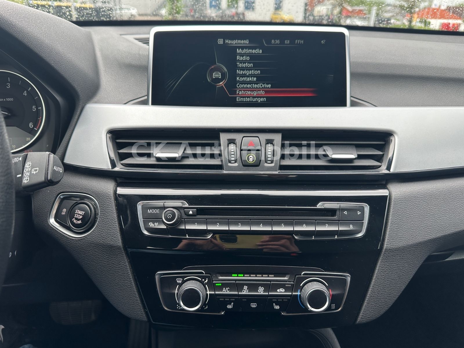 Fahrzeugabbildung BMW X1 sDrive 18d Automatik/Navi Plus/Head-Up/PDC