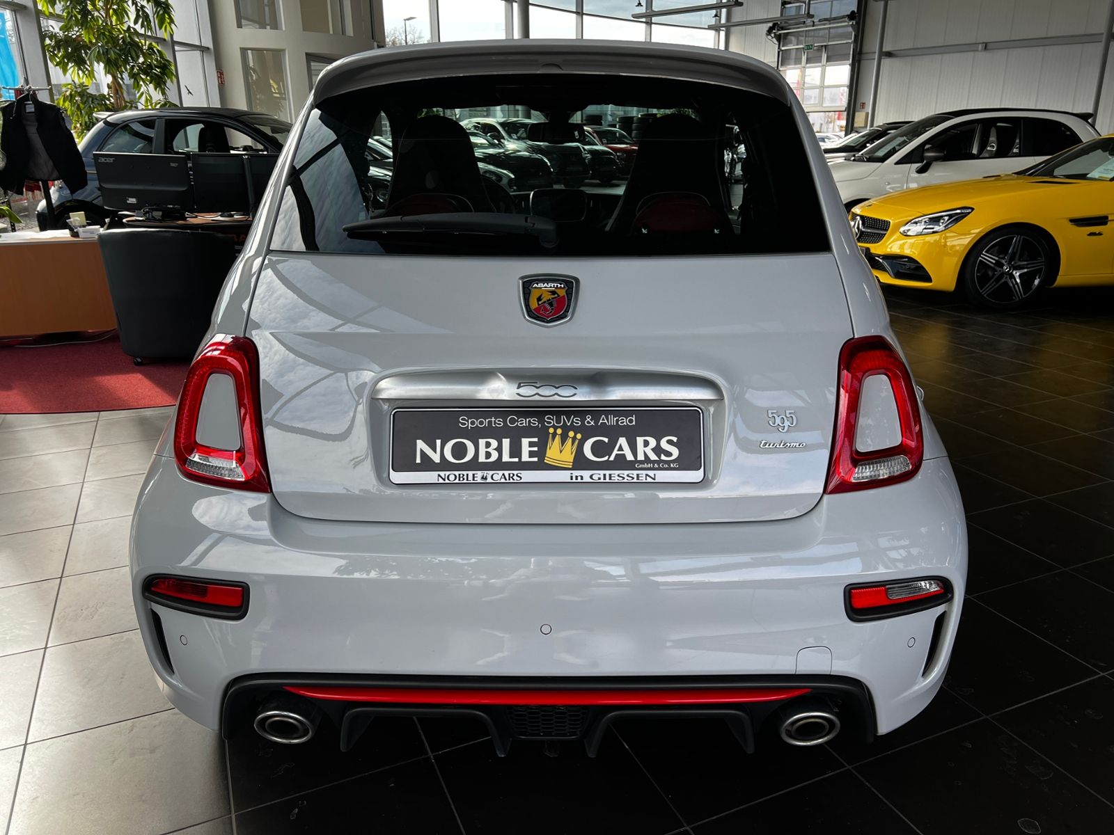 Fahrzeugabbildung Abarth 595 Turismo XENON NAVI LEDER ALU