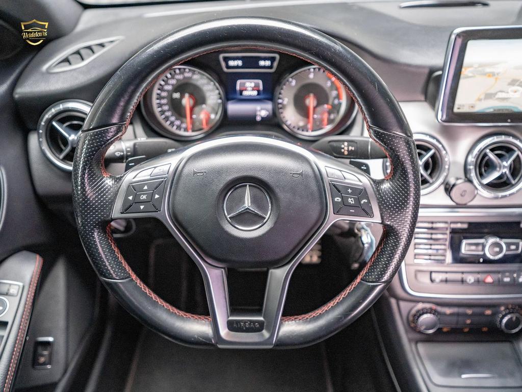 Mercedes-Benz CLA 220