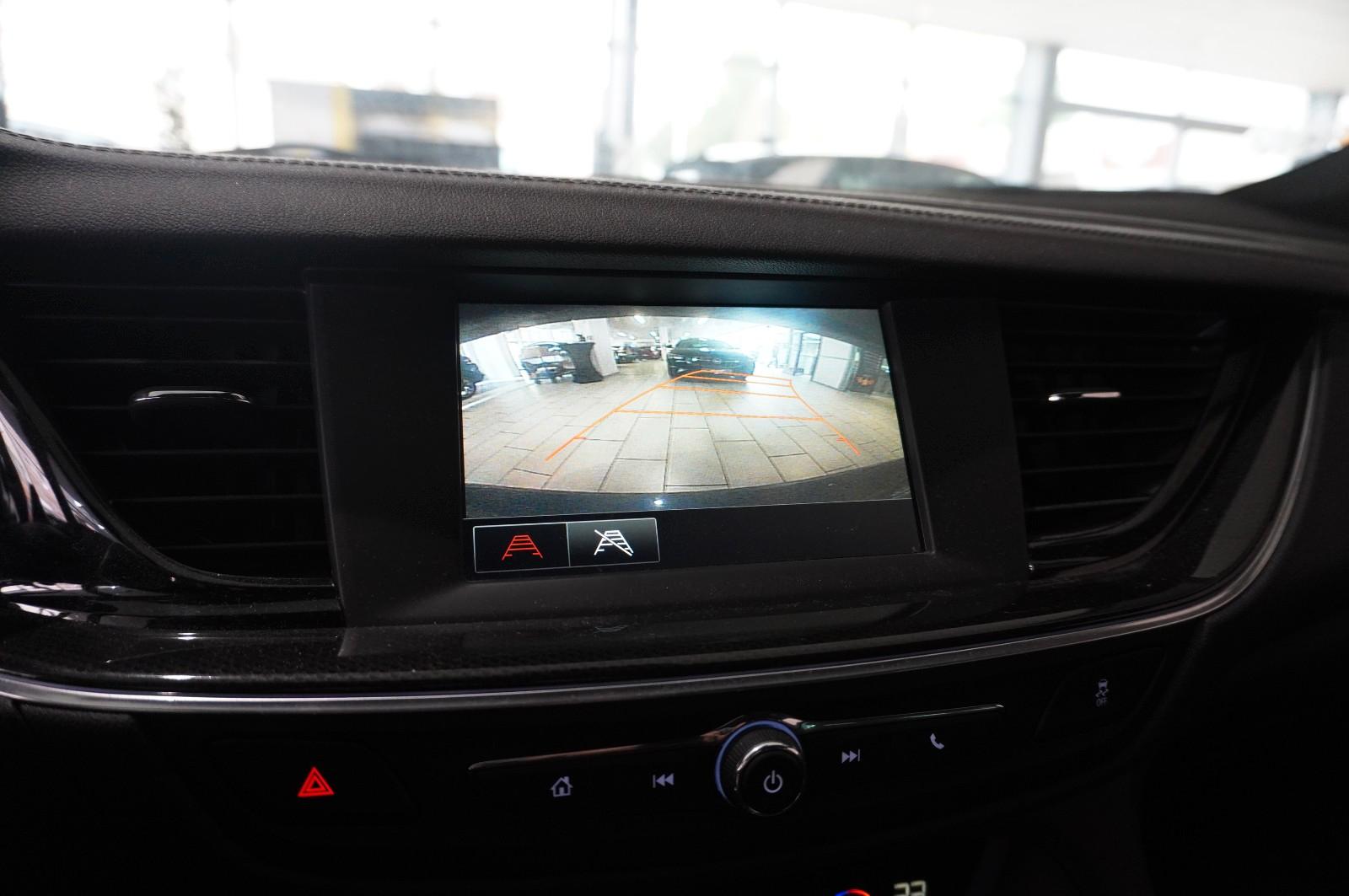Opel Insignia B ST 2.0D ELEGANCE LED/NAVI/SHZ/LHZ/PDC