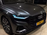 Audi Q8 50 TDI Quattro S-LINE/PANO/HUD/ACC/AHK/1-HAND - graue Audi Q8