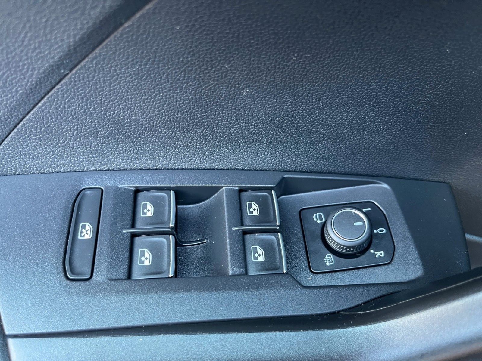 Volkswagen T-Cross DSG OPF R-Line – Bild 21