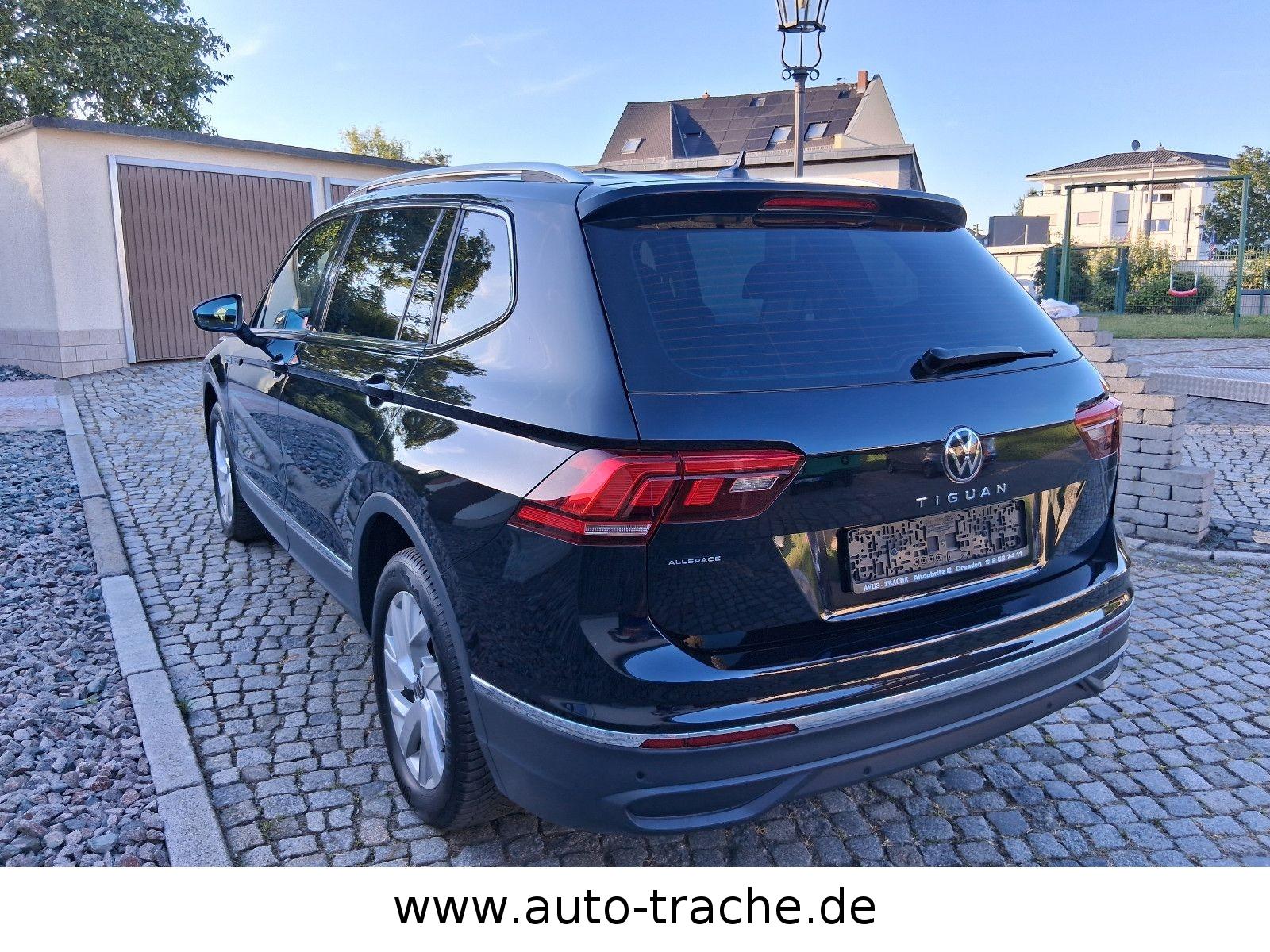 Volkswagen Tiguan  Life AHK Navi 7 Sitze GRA LED DAB Navi