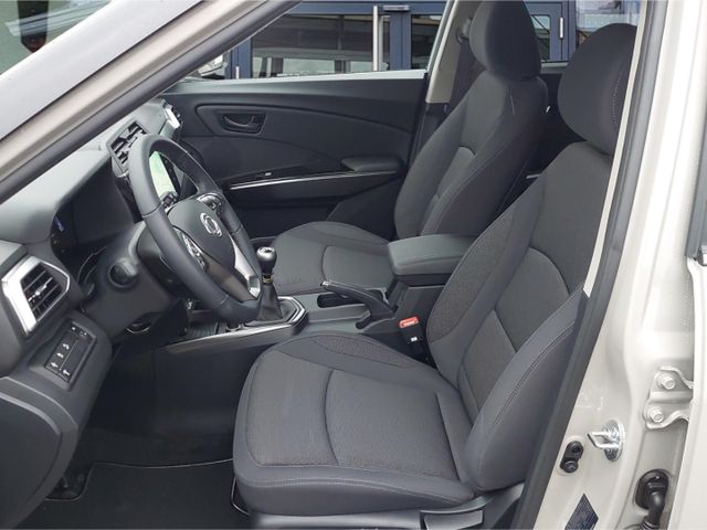 KGM Tivoli ESSENTIAL 1.5 MT NaviCarPlayRFKDABSHZ