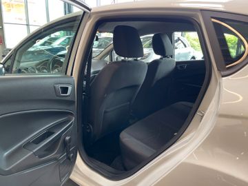 Ford Fiesta Trend 5-Türer *KLIMA*SZHZ*EURO6*TÜV-2027*
