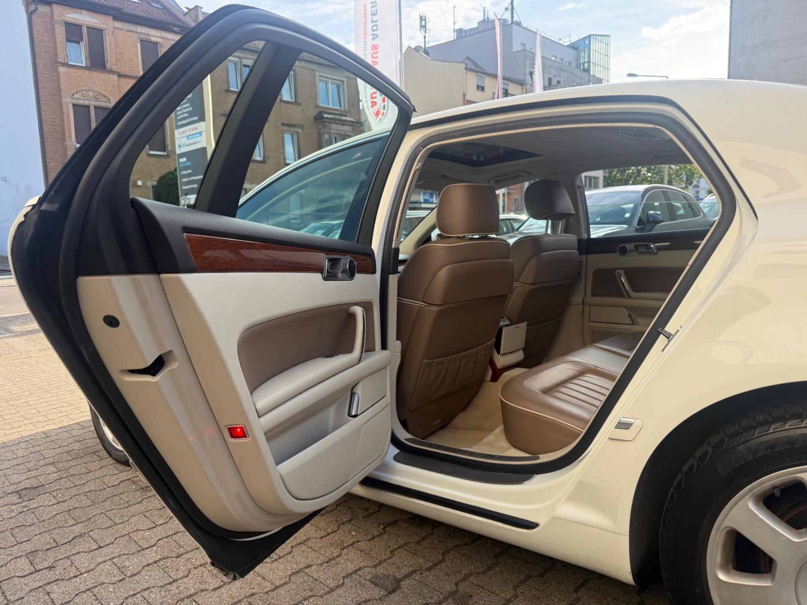 Volkswagen Phaeton V6TDI 4M*2HD*KAM*AUTO*SCHIEB*MASSA+5SITZ