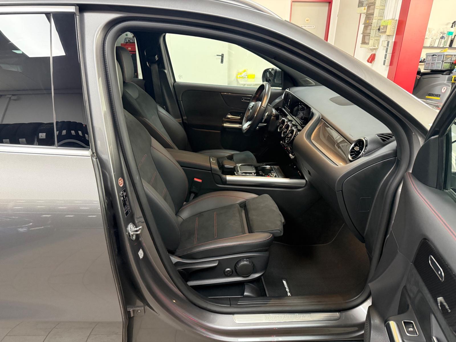 Mercedes-Benz GLA 220 d*AMG-LINE*AHK*MBUX*19 ZOLL*PARK-ASSIST*