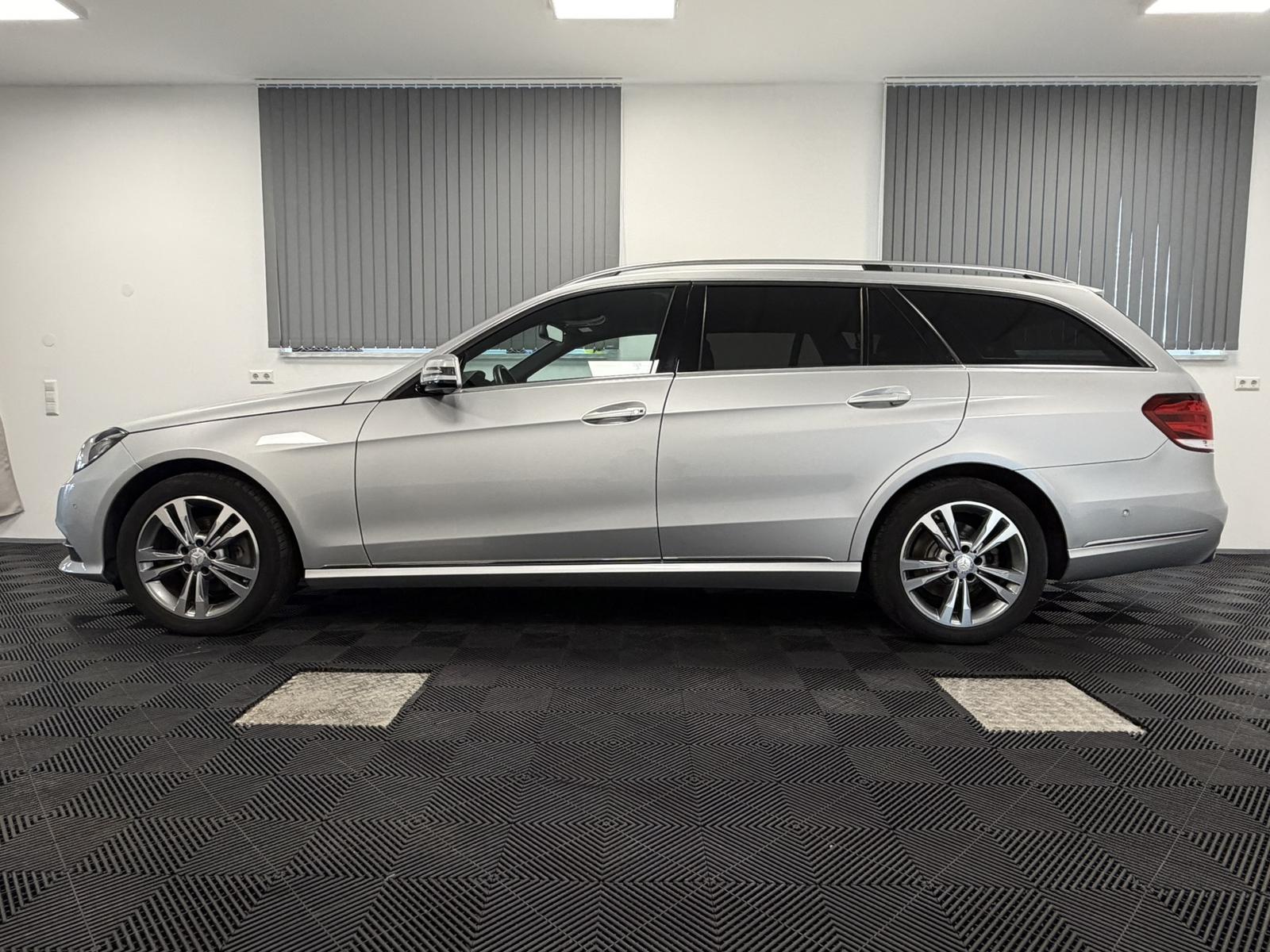 Mercedes-Benz E 200 T CGI BlueEff. Aut. Avantgarde LED 7-Sitze