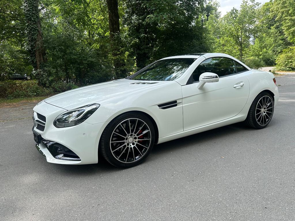 Mercedes-Benz SLC 200