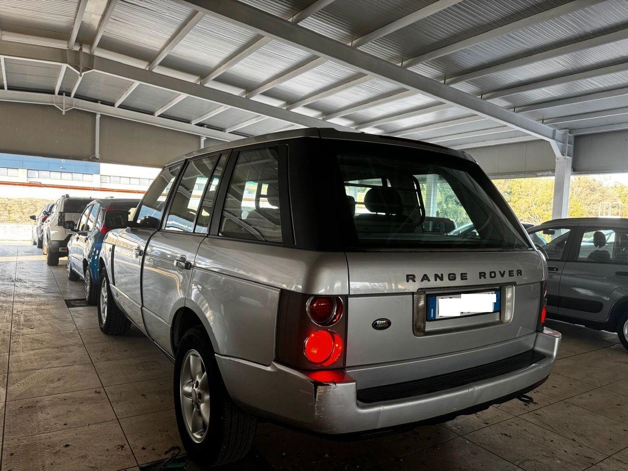 Land Rover Range Rover 2004 — engine 2.926 cm³, 177 HP (130kW)