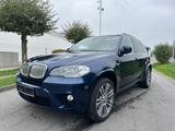 BMW X5 xDrive40d M-SPORT*PANORAMA*360GRAD-KAMERA*AHK - BMW X5 aus 2011 mit Diesel-Antrieb