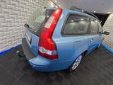 Volvo V50 Kombi 2.4 Momentum*Automatik*AHK* - Volvo V50: Momentum
