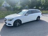 Mercedes-Benz E 350 BlueTEC 4MATIC T AVANTGARDE AVANTGARDE - Mercedes-Benz E 350 in Augsburg