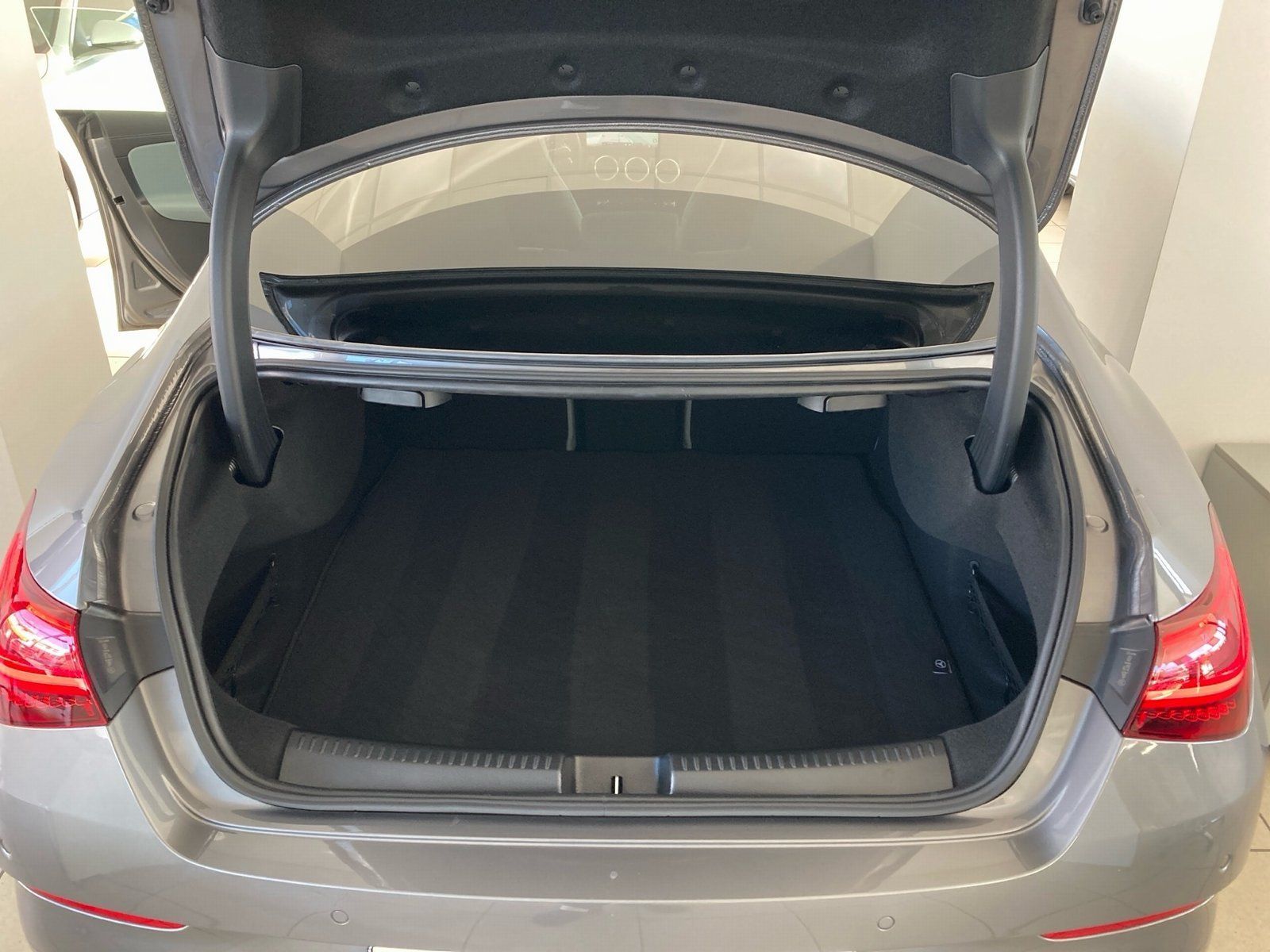 Fahrzeugabbildung Mercedes-Benz CLA 200 AMG*Pano*Burmester*Distr*360*Night*Totw*