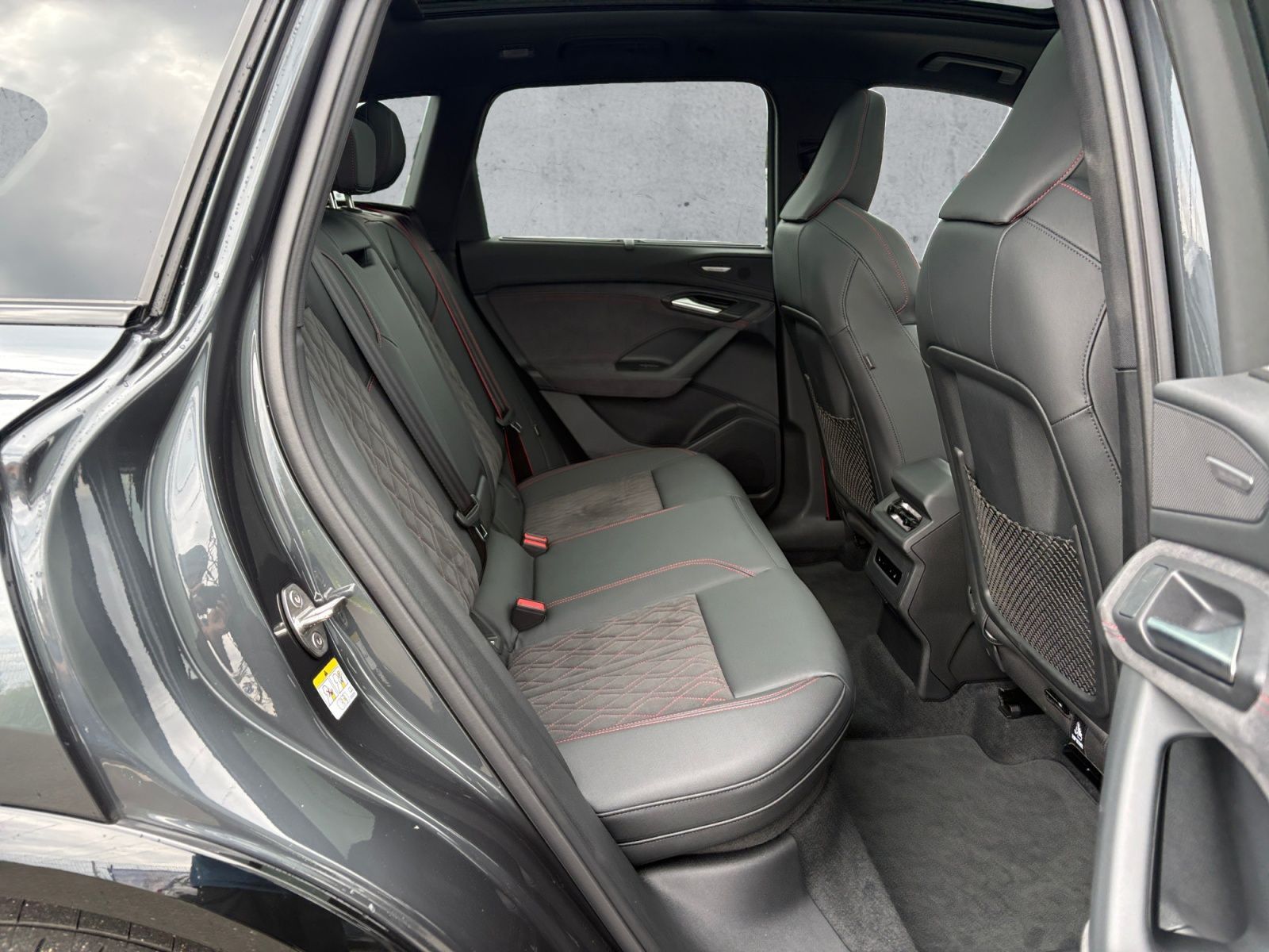Audi SQ6 e-tron - Bild 16