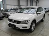 Volkswagen Tiguan 2.0 TSI 4Motion DSG Highline LED ACC PDC - : Unfallwagen