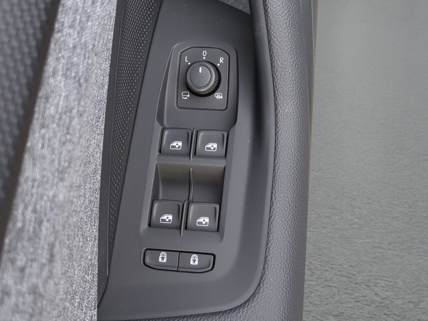 Skoda Superb Combi Selection 4x4 2.0TSI*AHK 2xMassage foto 17