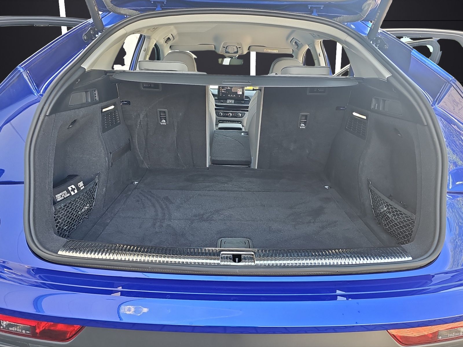 Fahrzeugabbildung Audi Q5 Sportback S line 40 TDI quattro, LUFT MATRIX