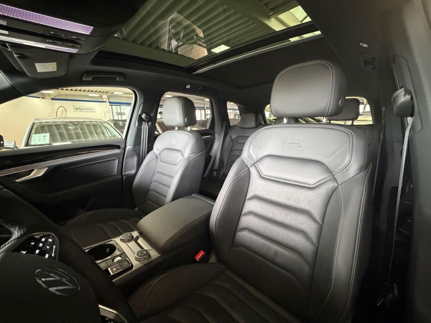 Volkswagen Touareg R-Line 4Motion R-Line Sportpaket Luftfed foto 4