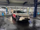 Toyota bZ4X 71,4kWh 160kW Comfort+Technik+Glas AWD ... - schwarze Toyota bZ4X