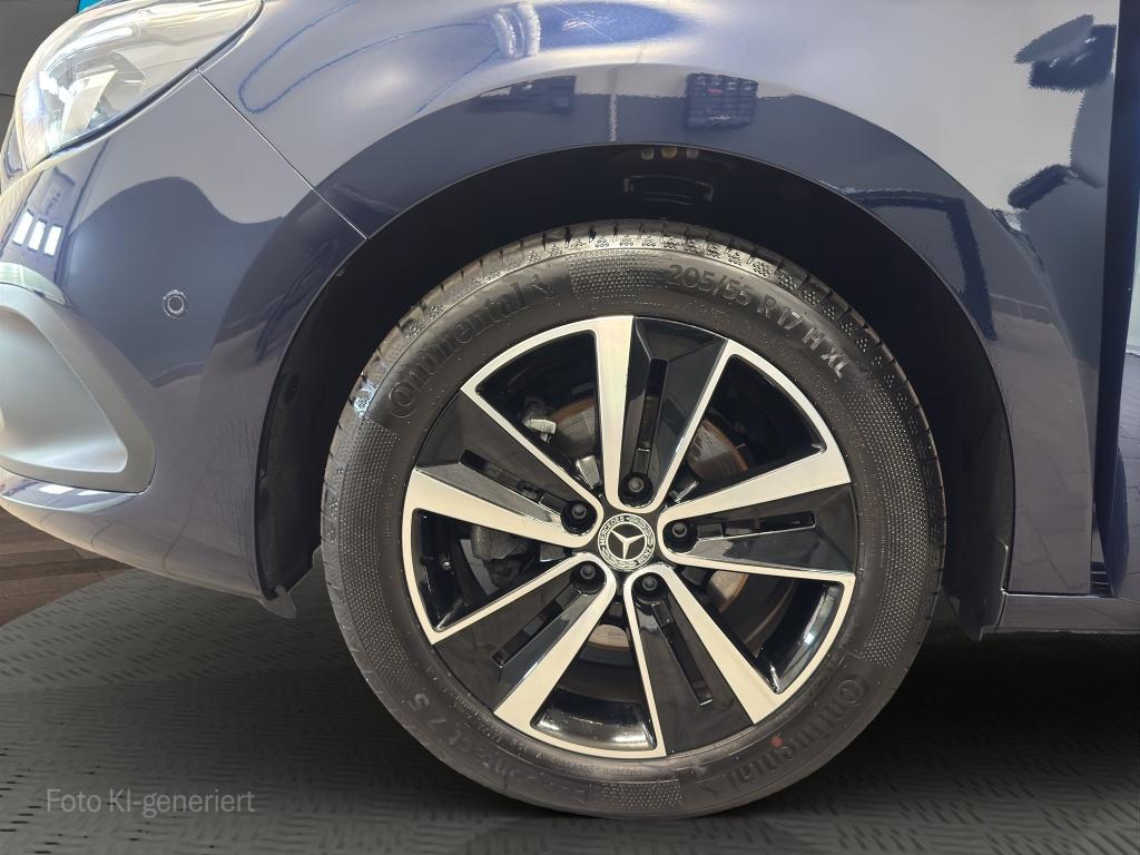 Mercedes-Benz T 180 d PROGRESSIVE EDITION NAVI AHK KAMERA PDC