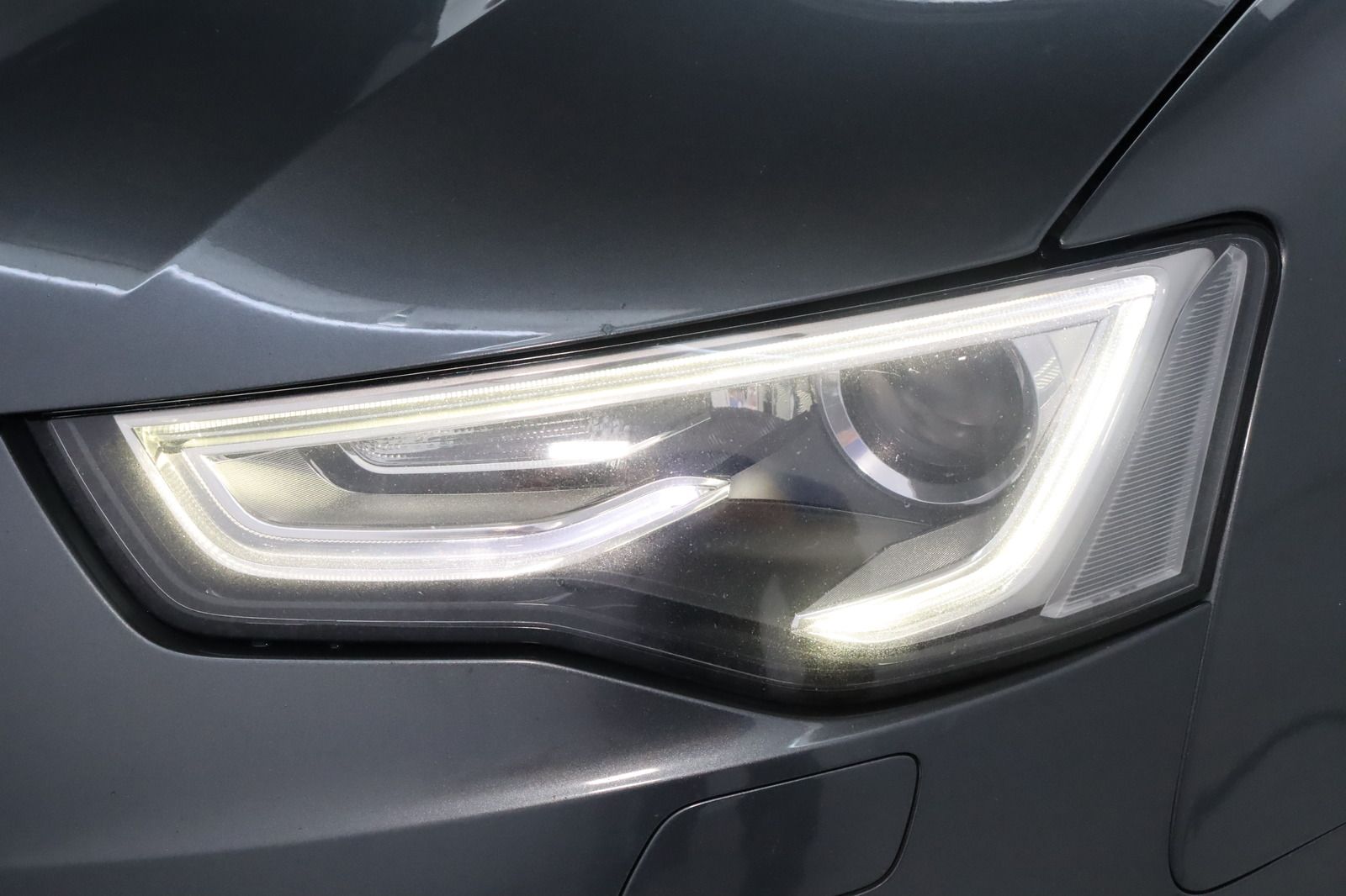 Fahrzeugabbildung Audi A5 3.0 TDI quattro Sportback S-line * Bi-Xenon *