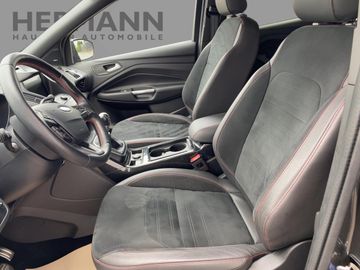 Ford Kuga - 8